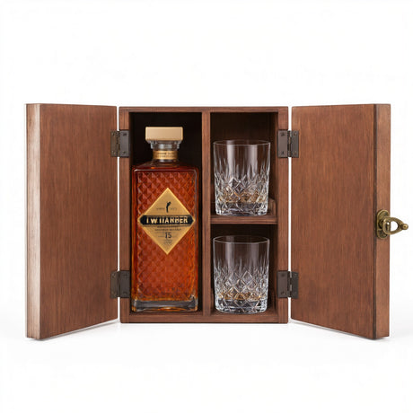 I.W. Harper 15 Year Gift Set with Wooden Box & 2 Crystal Glasses – 750ml